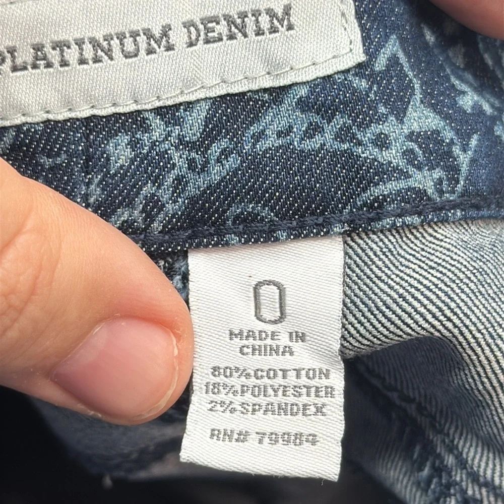 Chico’s Platinum Denim Paisley Ankle Jeans CHICOS 0 or size 4 / 6 XS blue